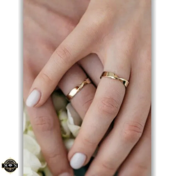 Nhẫn cưới dải lụa tình yêu