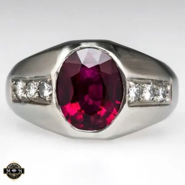Nhẫn nam ruby oval điểm kim cương