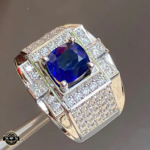 Nhẫn nam sapphire đai kim cương