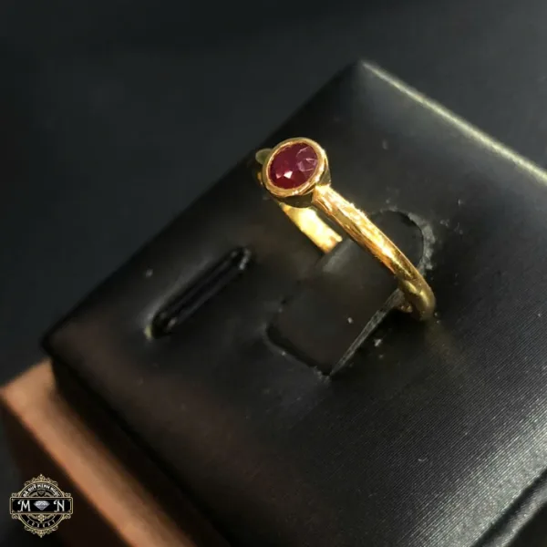 Nhẫn nữ solitaire ruby