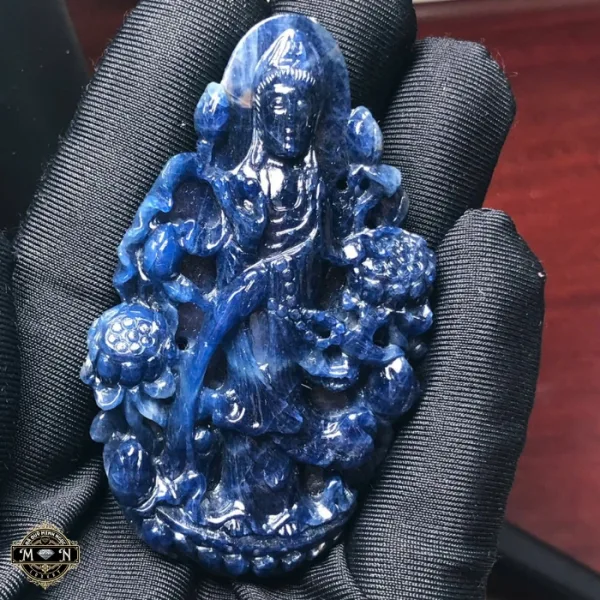 Tượng Quan Âm sapphire