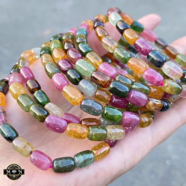 Vòng tay đa sắc lu khúc